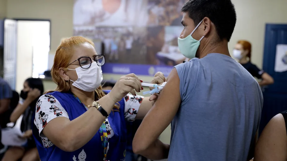 Manaus terá mais de 70 pontos de vacinação contra a Covid-19 nesta semana