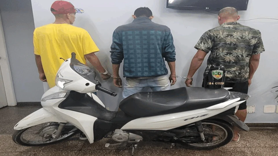 Trio é preso por receptação na zona Leste de Manaus