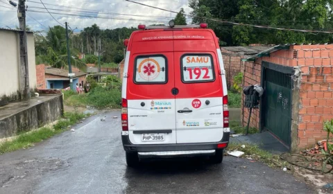 Criança colide bicicleta com muro e fica ferida na Zona Norte