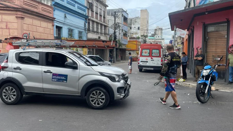 <strong>Grave acidente de trânsito deixa homem ferido na zona sul de Manaus </strong>