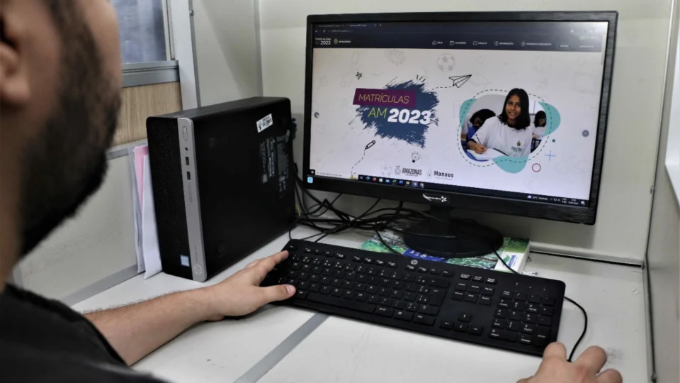 Site de matrículas para rede pública registra mais de 44 mil reservas de vagas de novos nas primeiras 10h desta sexta-feira