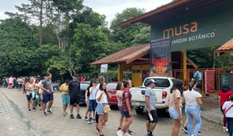 ‘Faça sol ou chuva’: população lota Museu da Amazônia em fim de domingo de promoção