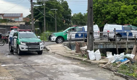Em Manaus, integrantes de facção criminosa jogam corpo de rival em igarapé após troca de tiros
