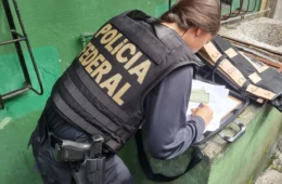 PF deflagra operação contra abuso sexual infantil e cumpre mandados de prisão e de busca e apreensão no Amazonas