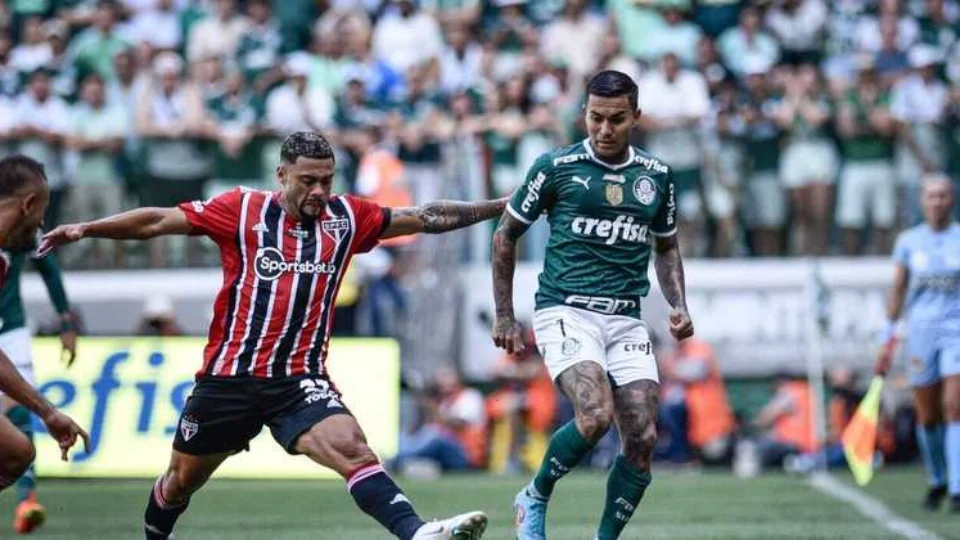 Palmeiras e São Paulo empatam em clássico pelo Paulistão