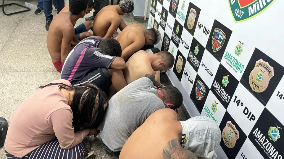 Membros de facção criminosa são presos durante operação