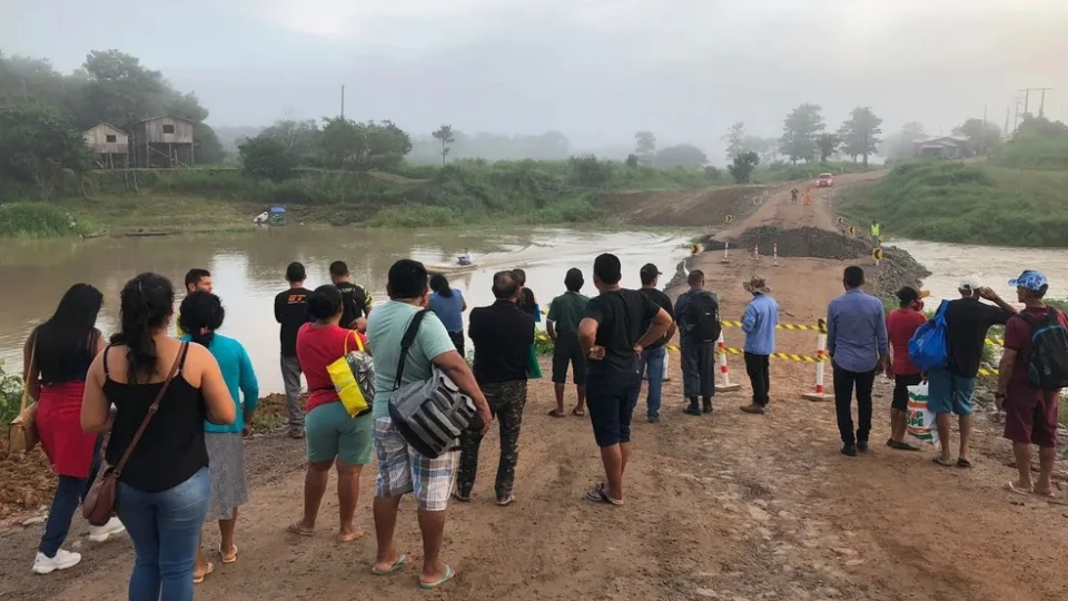 Trecho da BR-319 no Amazonas é interditada; DNIT emite nota sobre a paralisação