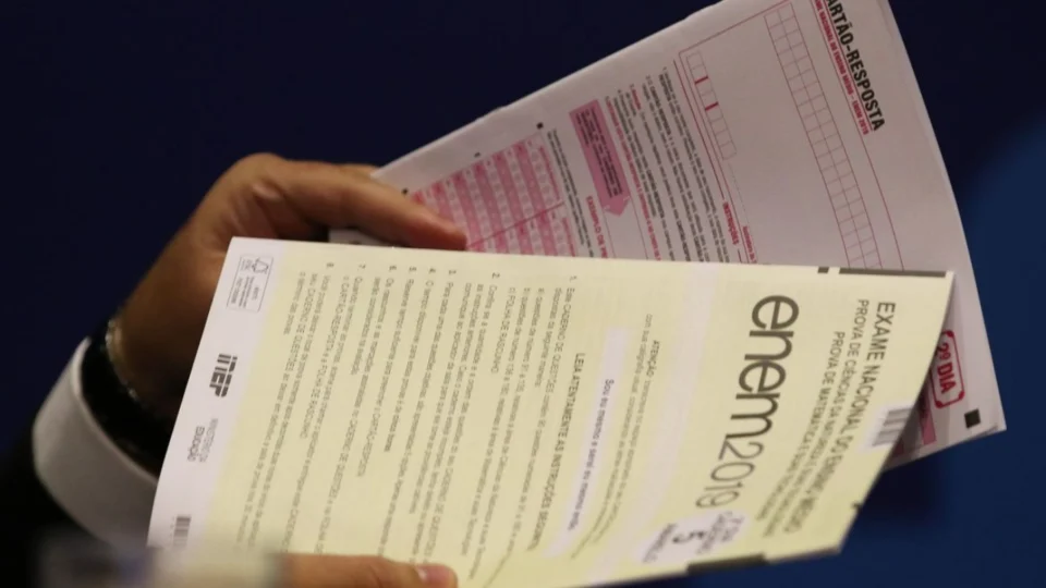 Notas do Enem já estão disponíveis; CONFIRA