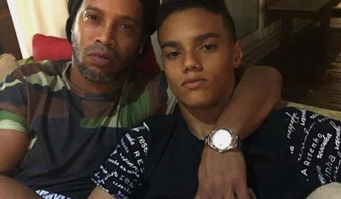 Barcelona confirma contratação de filho de Ronaldinho Gaúcho