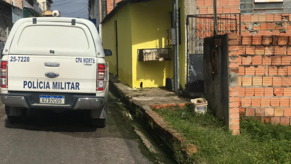 Entregador é baleado durante assalto na zona Norte