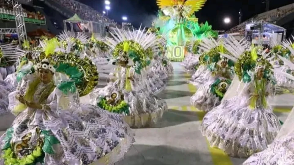 Clima tenso: Escola de samba não concorda com punição e se retira da apuração