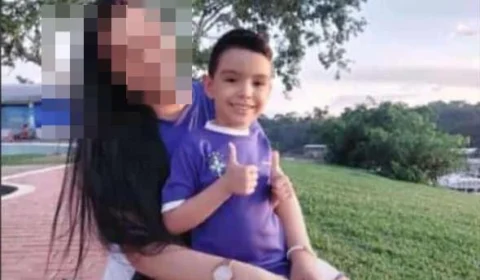 Criança morre soterrada após casa em que morava desabar