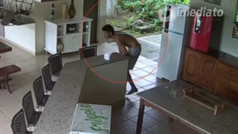 Homem acusado de cometer aproximadamente 10 invasões a residências no Tarumã é preso