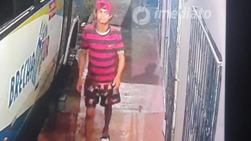 Criminosos furtam bateria e cabos do transporte especial e causam prejuízos a motoristas