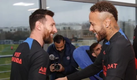 Messi, melhor do mundo sete vezes, vota em Neymar no prêmio da Fifa