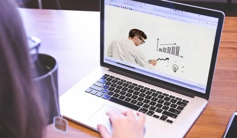 Startup oferece quatro novos cursos online gratuitos na Unicamp