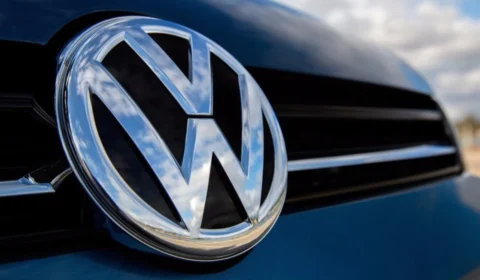 Volkswagen suspende produção em fábricas no Brasil