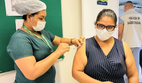 Saúde do Amazonas atualiza dados de Covid-19 e vacinação nesta sexta-feira