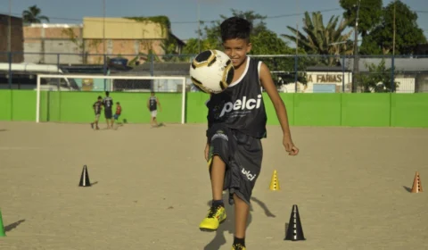 <em>Programa +Pelci abre 5 mil vagas para escolinhas esportivas</em>