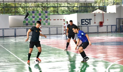 <em>Jogos de futsal movimentam o JuniUEA</em>