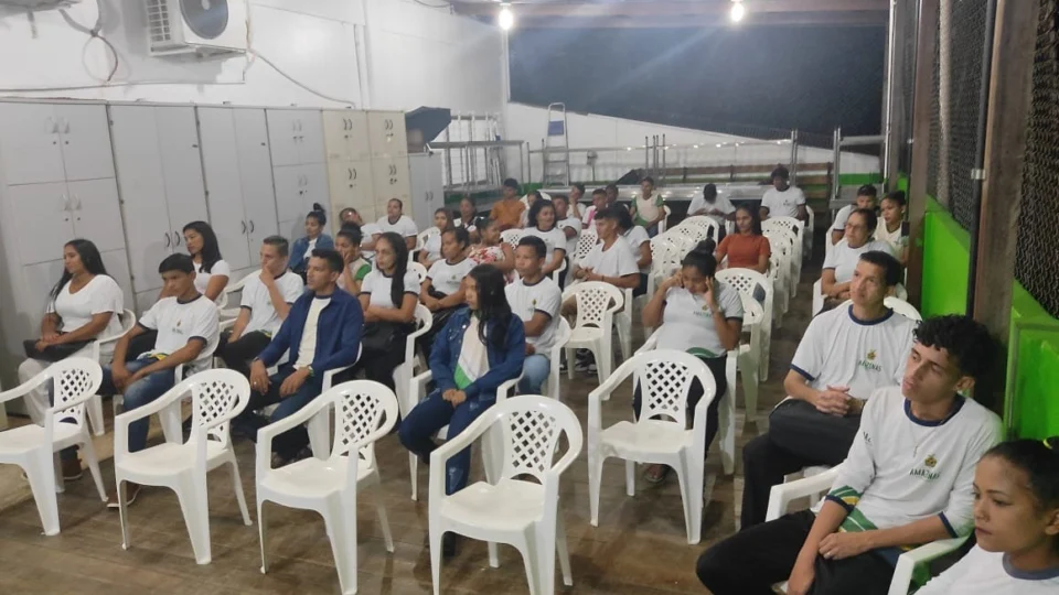 <em>Alunos da EJA garantem vagas em cursos técnicos profissionalizantes do Ifam</em>