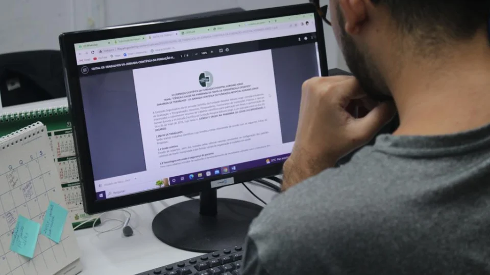 <em>VII Jornada Científica: Fundação Hospital Adriano Jorge abre inscrição para apresentação de trabalhos acadêmicos</em>