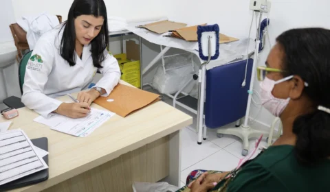 <em>Março Lilás: FUnATI alerta sobre importância do exame preventivo em mulheres idosas</em>