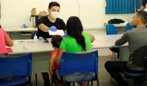 Serviços de cidadania são ofertados a desabrigados pelas chuvas nas zonas sul e leste de Manaus