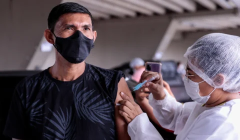 Manaus terá nove pontos de vacinação contra a Covid-19 neste sábado; confira