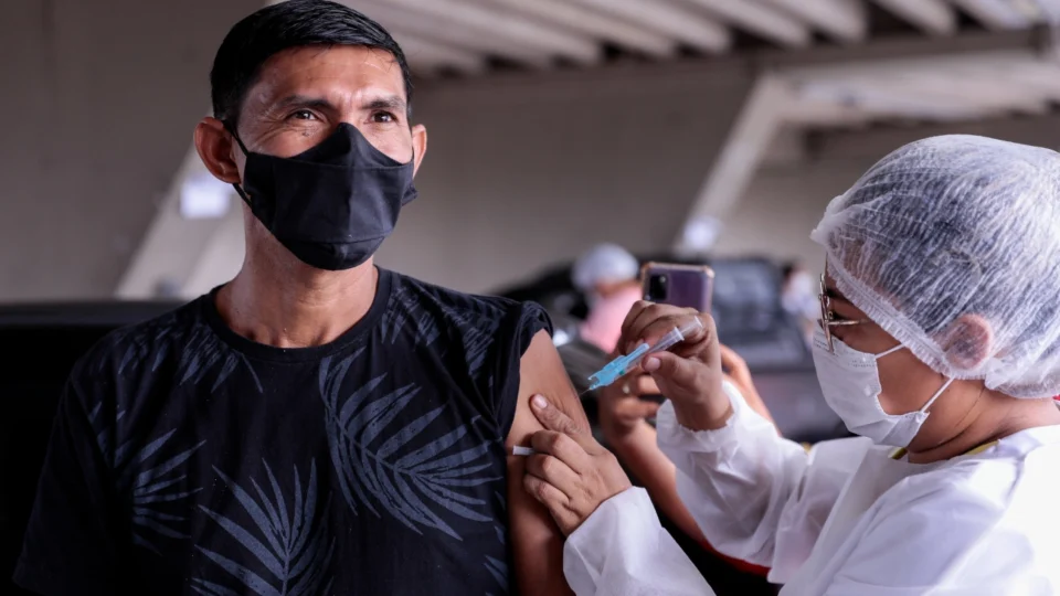 Manaus terá nove pontos de vacinação contra a Covid-19 neste sábado; confira