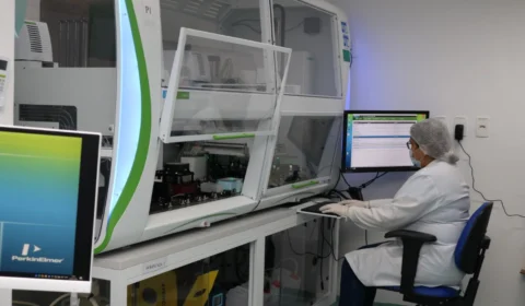 Hemoam realiza testes de detecção precoce de malária em Manaus