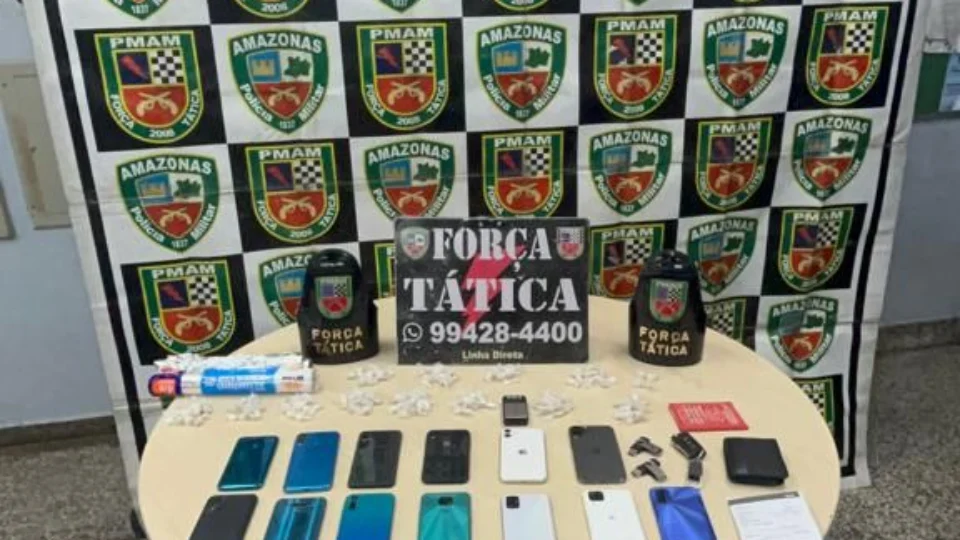 Ao empreender fuga, receptador de celulares é preso por Policias Militares em Manaus