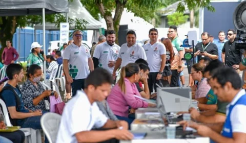 Câmara Cidadã faz mais de 3 mil atendimentos no primeiro dia de evento na zona Leste