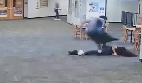 VÍDEO: Aluno espanca professora após ter videogame confiscado