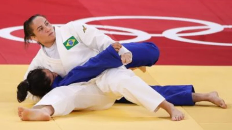 Maria Portela anuncia aposentadoria do judô de alto rendimento