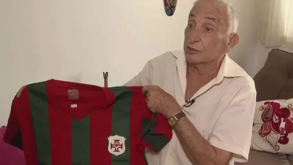 Morre Romualdo Arppi Filho, árbitro da final da Copa do Mundo de 1986