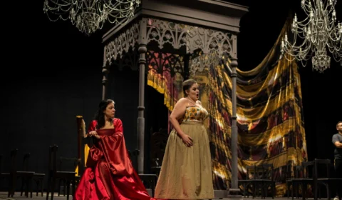 Montagem brasileira da ópera dramática ‘Anna Bolena’ estreia no Teatro Amazonas, neste domingo