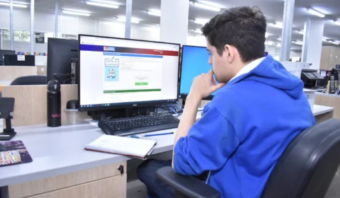 Bolsa Idiomas vai contemplar crianças a partir de 10 anos em Manaus