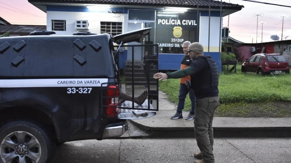 Operação Vila Mais Segura prende seis envolvidos em tráfico de drogas, em Careiro da Várzea