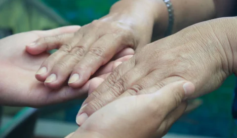 Doença de Parkinson: Saúde destaca importância do diagnóstico e tratamento