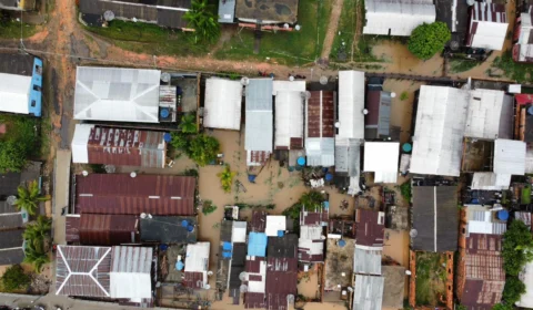 VÍDEOS: Tefé registra vários alagamentos e ocorrências durante forte chuva