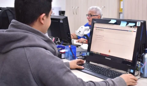 Inscrições para o Bolsa Idiomas começam nesta quarta-feira em Manaus