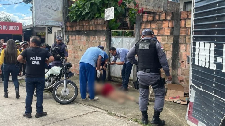 VÍDEO: Perseguição de moto acaba com homem executado a tiros na Av. Itaúba