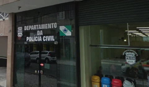 Mulher é estrangulada com fio e esfaqueada em seu apartamento