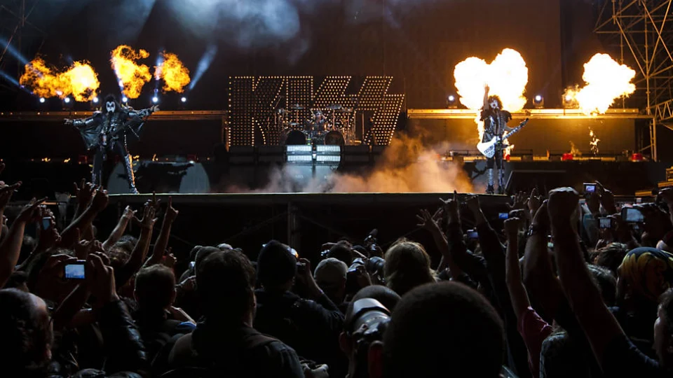 Justiça defere medida protetiva contra médico por importunar sexualmente menina