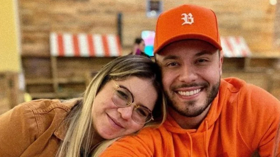 Advogado diz que Murilo Huff ficou abalado com fotos de Marília Mendonça