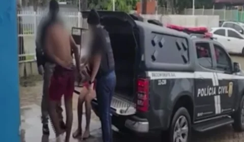 VÍDEO: Homem espanca, sufoca e prende ex em casa com ajuda da família em Manaus