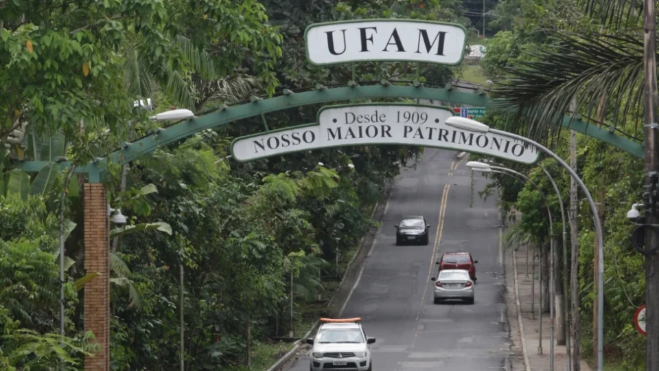 Ufam divulga editais para 1ª e 2ª etapas do PSC