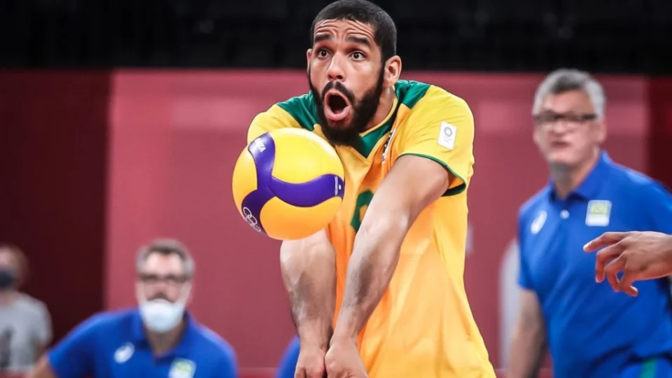 Campeão de vôlei é banido de jogos por incitar crime nas redes sociais