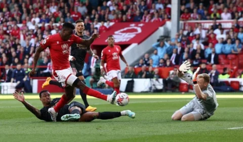 Arsenal perde para Nottingham Forest, e City é campeão da Premier League
